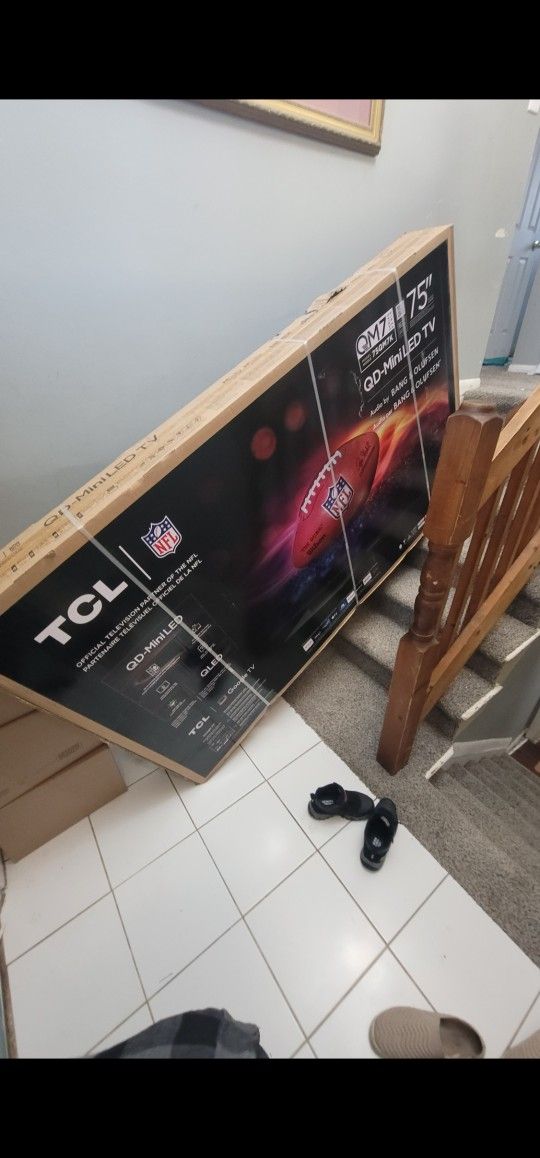 Brand new TCL 75 Inch Class QM7K Series | Mini LED QLED 4K HDR (Retail Amazon $1,050)