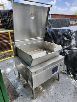 Cleveland Tilt Skillet Braising Pan 36” Wide Tilting Pan (Working Condition Unknown)