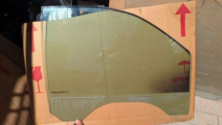 99 CHEVY SILVERADO 06 SIERRA TAHOE YUKON FRONT Right DOOR GLASS window 1500 truck passenger pass RH