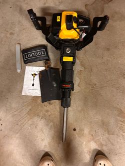 Digger for garden or cement