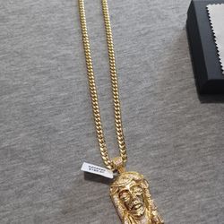 New Gold Jesus Pendant and Cuban Link Necklace Set