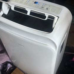 portable air conditioner insignia