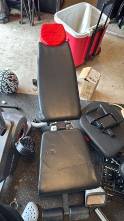 Weight Bench-adjustable 