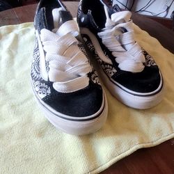 USED VANS SIZE  10 1/2 IN MEN  USADOS  VANS  TAMNO  10 1/2 DE OMBRE 