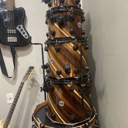 DW Twisted Rainbow Tree Exotic Collectors Series Drum Set