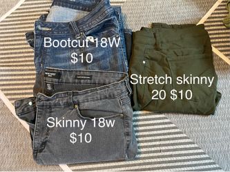 Women’s Plus 18 Jeans/Slacks