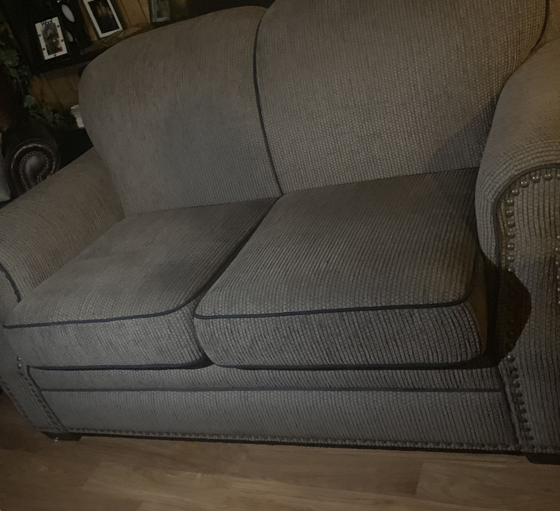 Sofá And loveseat