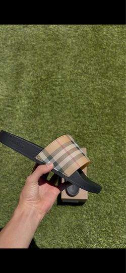 Burberry slides