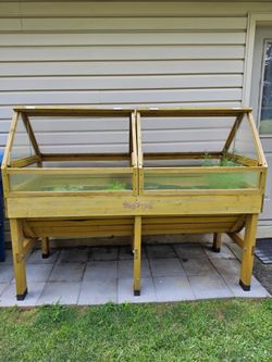Planter box