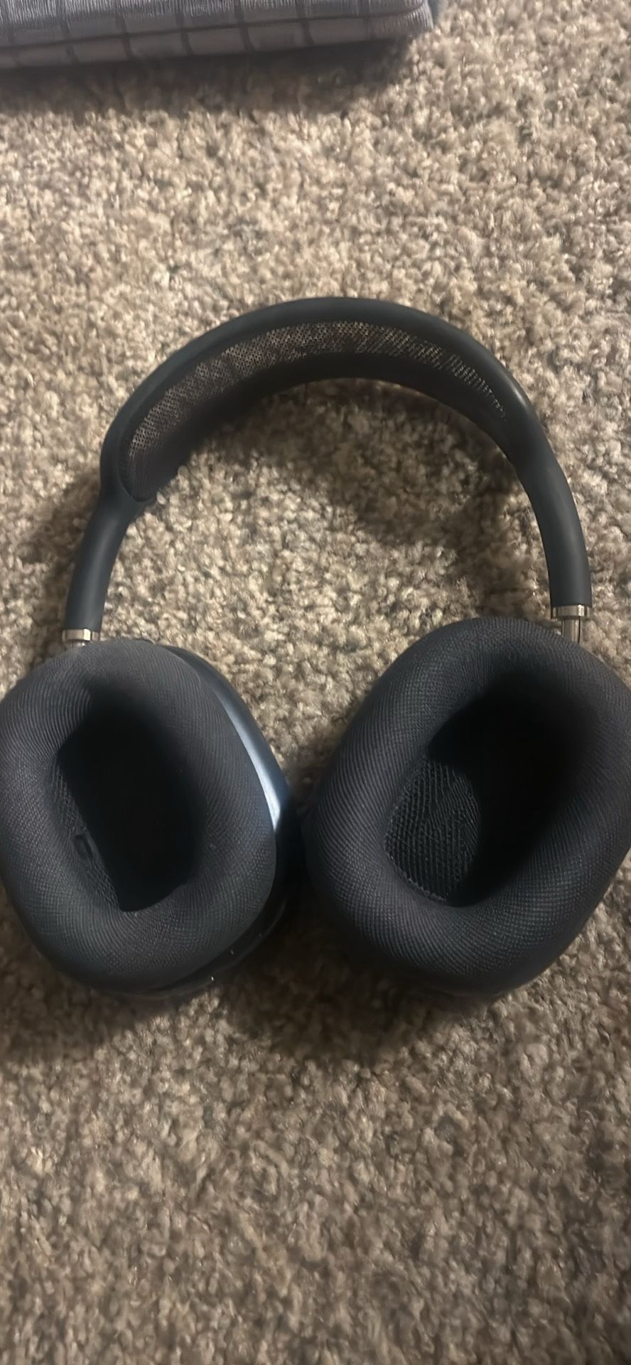 Apple AirPods Max Headphones Only – Working – No Case