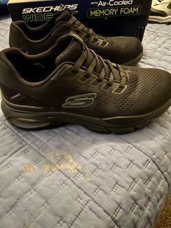 Sketchers shoes