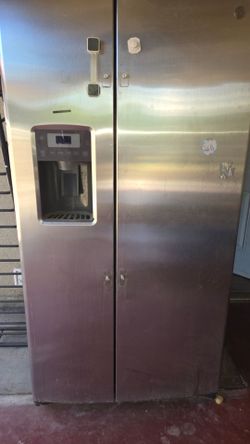 GE refrigerator