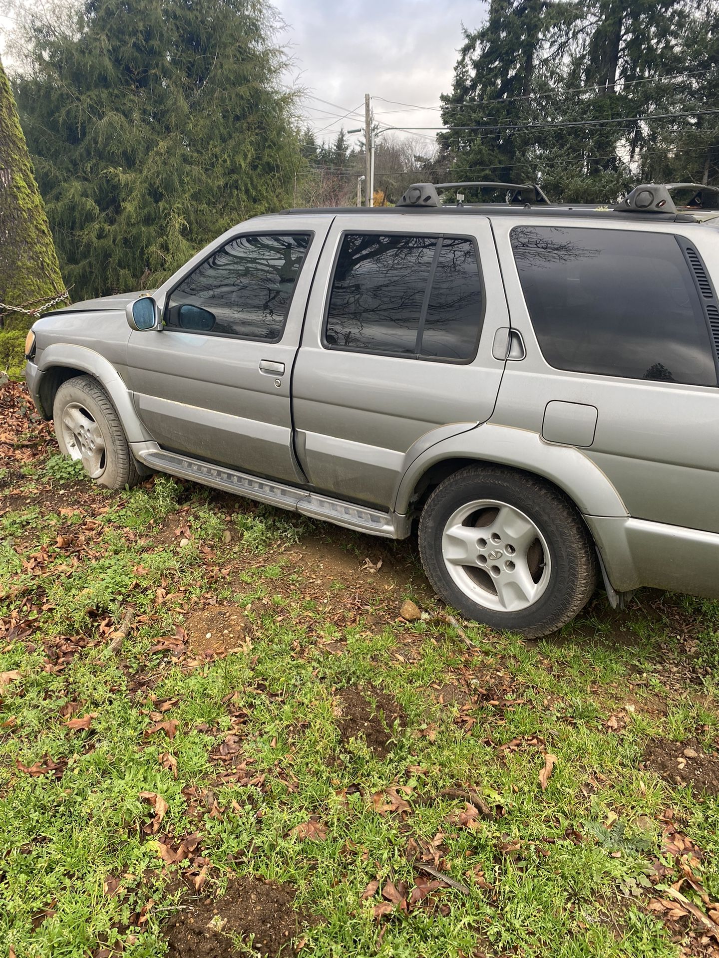 2003 Infiniti QX4