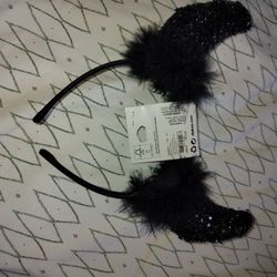 Devil Horns Costumes