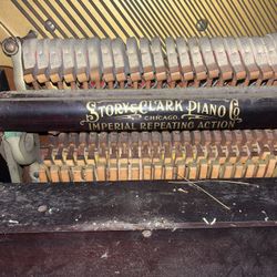 FREE Story And Clark Player Piano 