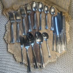 Mikasa Chadwick Beaded Glossy Stainless Steel Flatware Set 45 Pcs