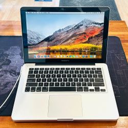 Apple MacBook Pro 2012 13” i5/8GB/500gb Upgradeable to 10.15 Catalina
