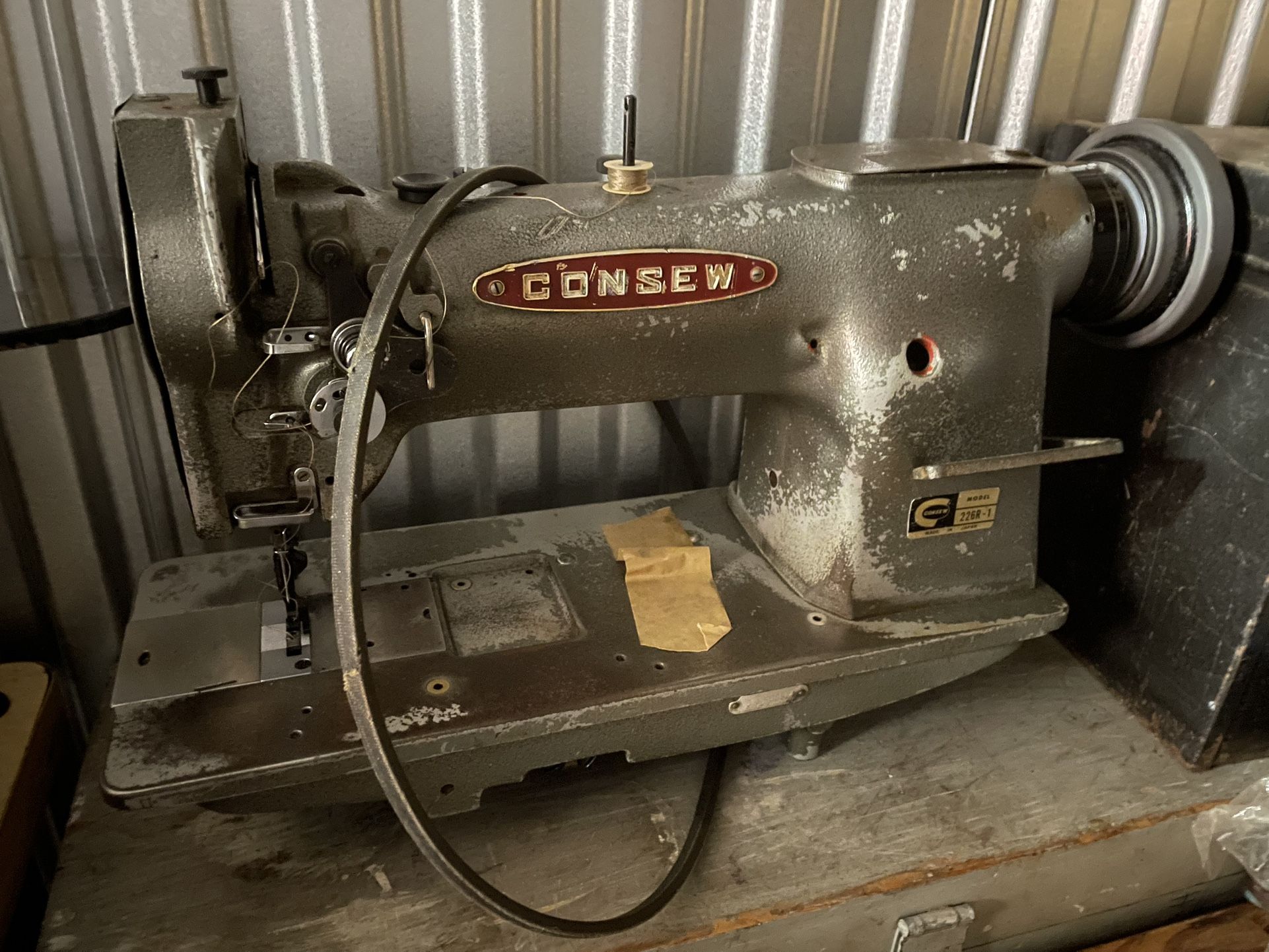 Consew 224R Sewing Machine