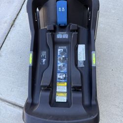 Nuna Pipa Car Seat Base