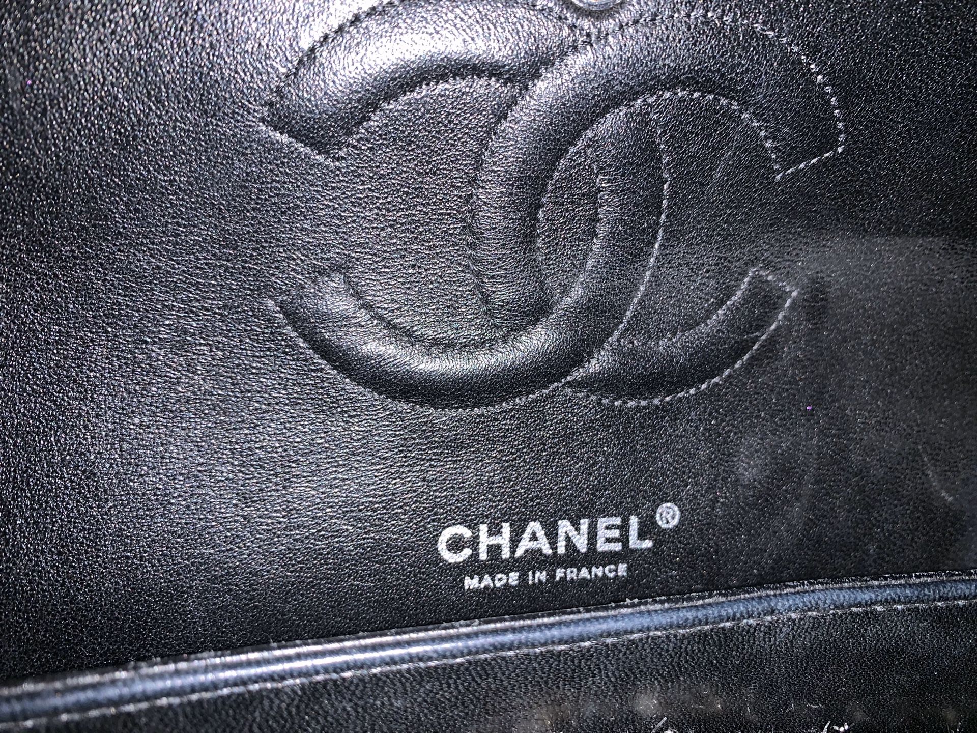Chanel classic tweed flap bag