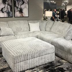 Great Comfort 🎀Stupendous 3-Piece Sectional