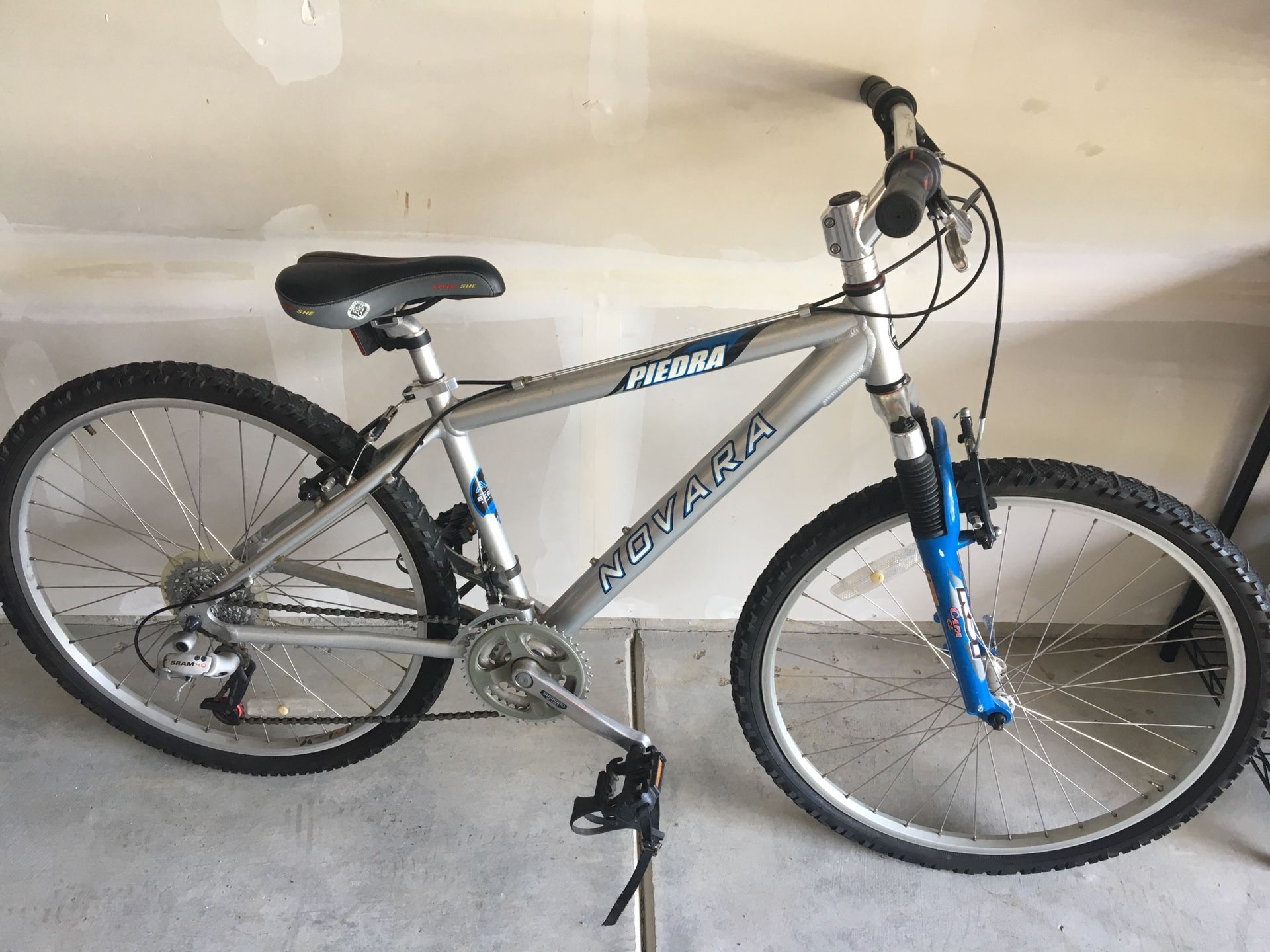 Novara Piedra woman’s mountain bike