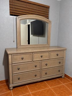 Dresser with mirror