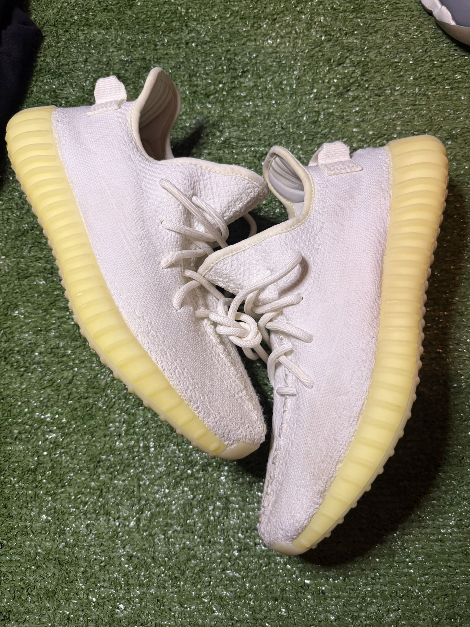 Adidas Yeezy Boost 350 Cream Size 8m