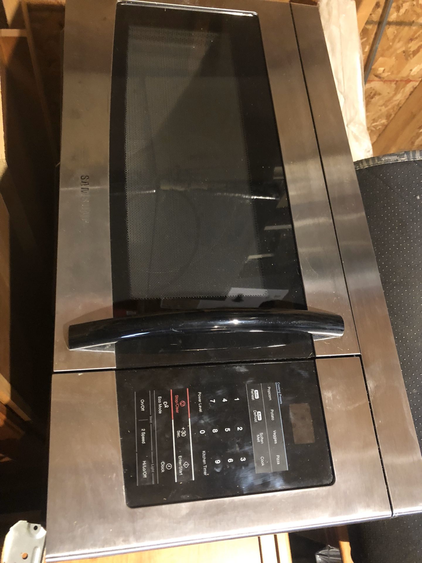 Samsung over the range microwave 1.6 cu ft