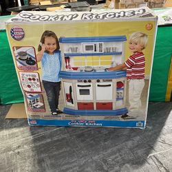 Toy Kitchen
