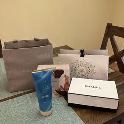 Free Shower Cream + Boxes 