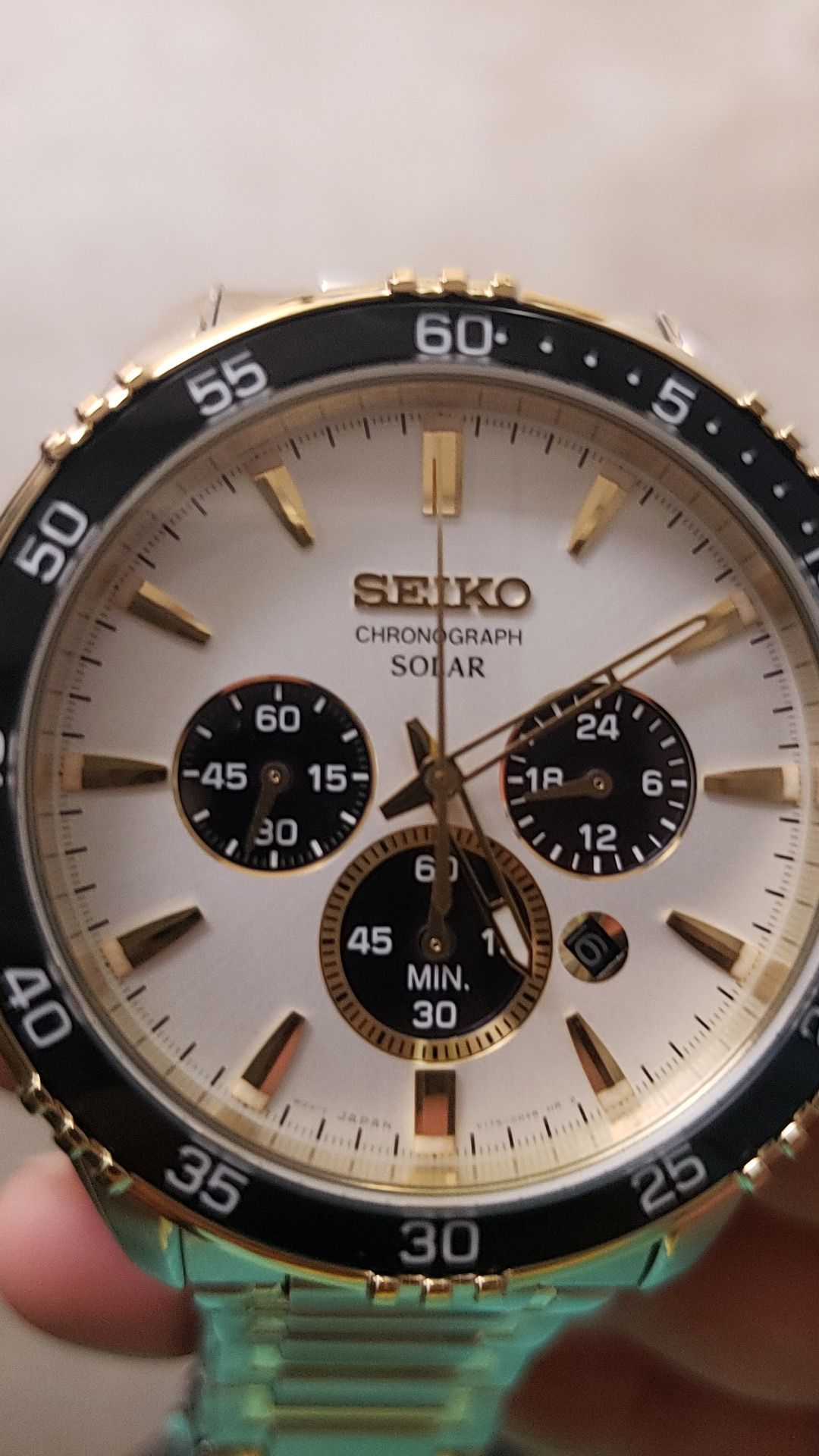 Seiko chronograph solar, water resistant 100 m brand new never used, no box