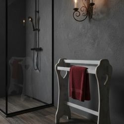 Hearts Vintage Large Towel Rack 