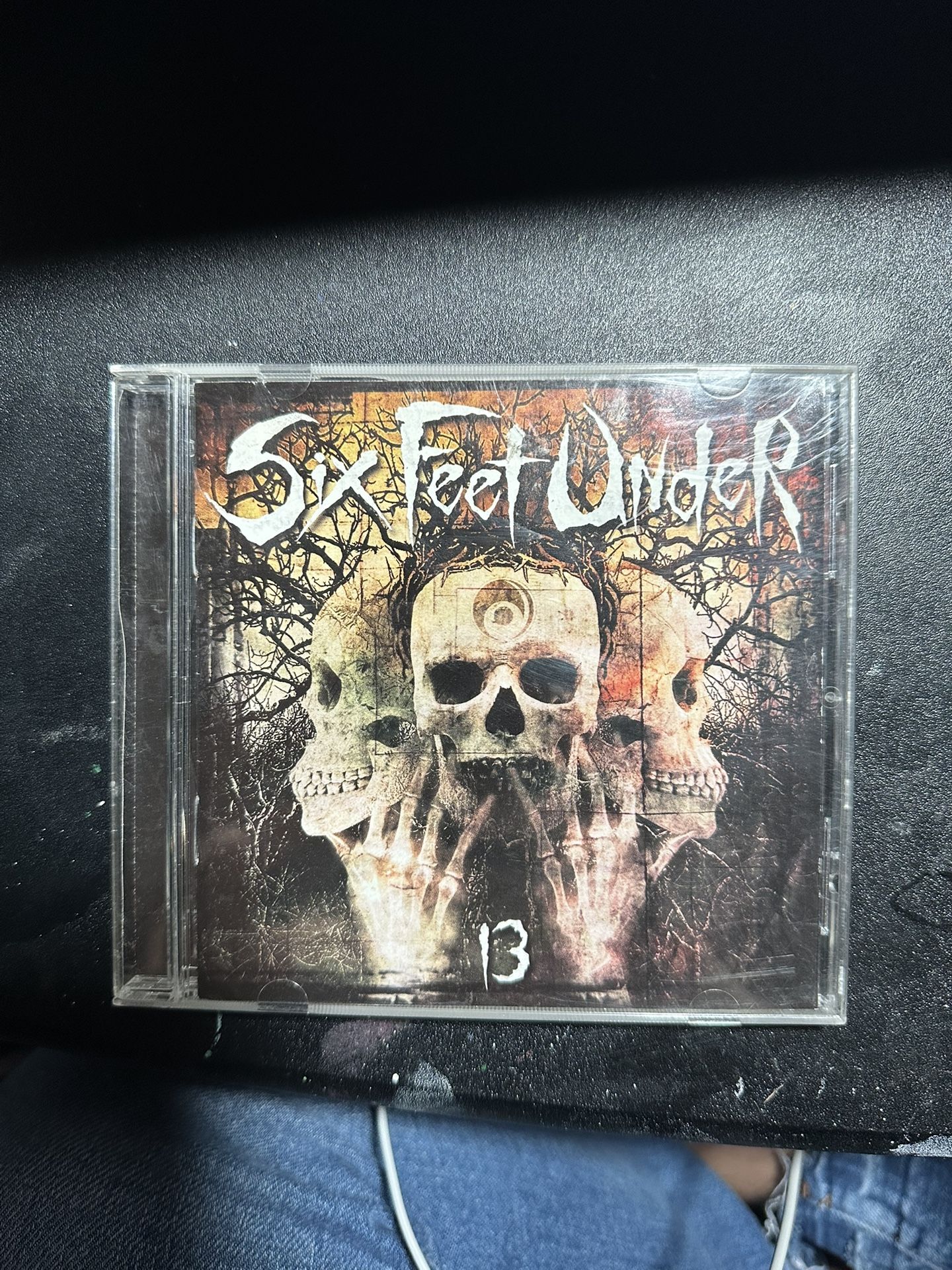 Six Feet Under (2 cds)