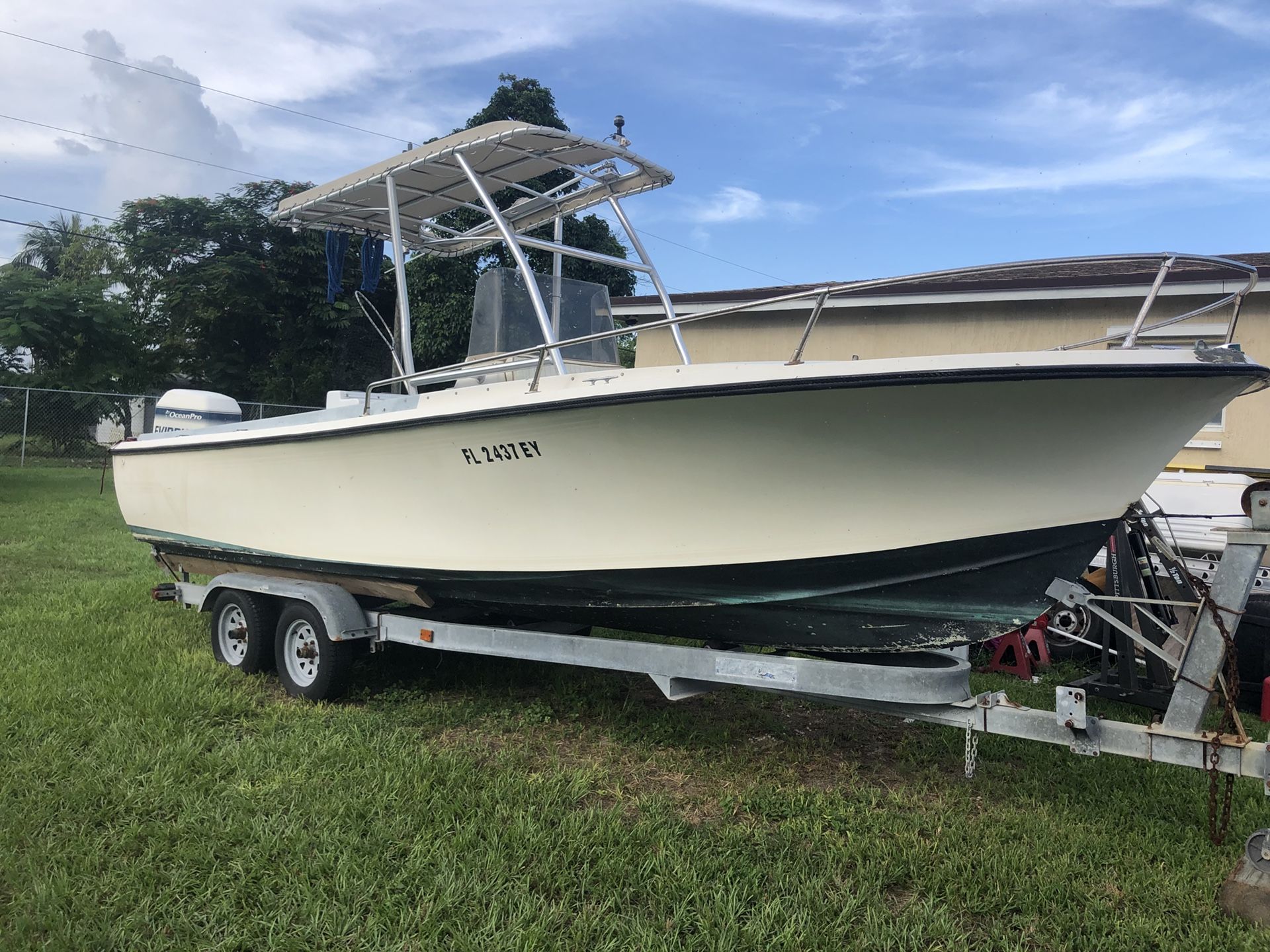 23’ Anacapri Boat