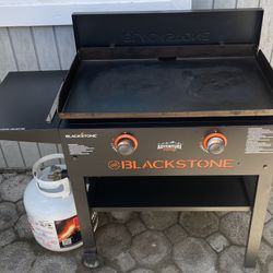 Blackstone 28’’ Omnivore Adventure Ready Griddle with Hard Cover
