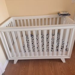 Baby Crib 