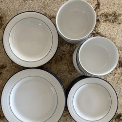 Crate and Barrel Dish Set
