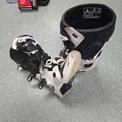 Motocross Alpine Tech 7 **Size 8**