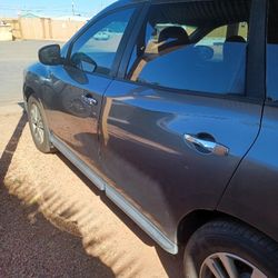 For Sale Nissan Pathfinder 2015