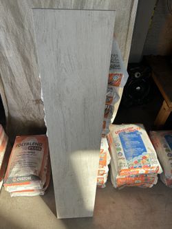 “Azulejo De Porcelana Para Piso”white Oak 8X48”X5/16”