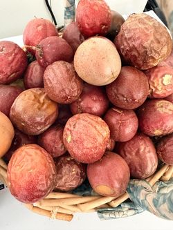 Passion fruit 20 for $10
