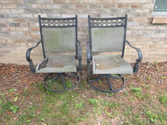 Free Outdoor Swivel  Chairs