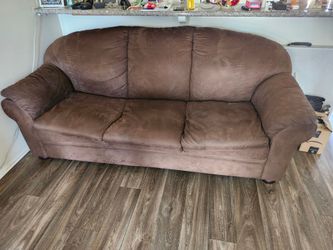 Large Sofa w/ Pillows Good Condition