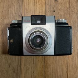 Vintage Kodak Pony II 135 Zoom Lens Camera