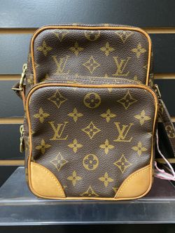 Louis Vuitton Crossbody 
