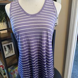 Ladies Gap Tsnk Sz Small