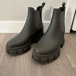 Jeffrey Campbell Rain boots