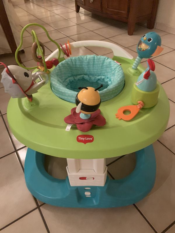 Tiny love walker and bouncer for Sale in Miami, FL - OfferUp