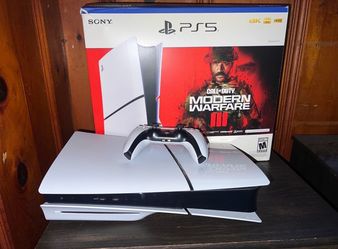 Like new ps5 slim 1 month old console disc